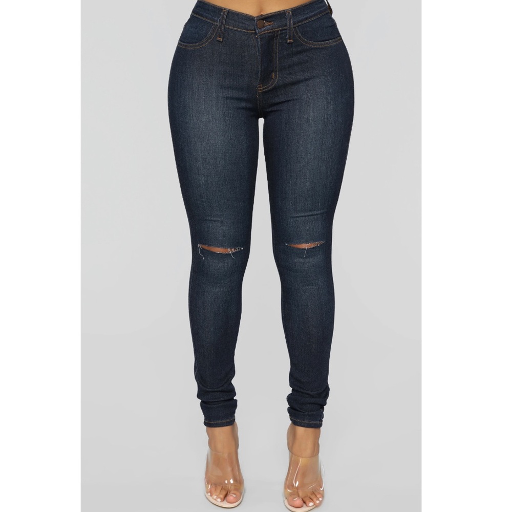 ✨ Fashion Nova Dark Wash Denim Canopy Jeans, Size 5✨